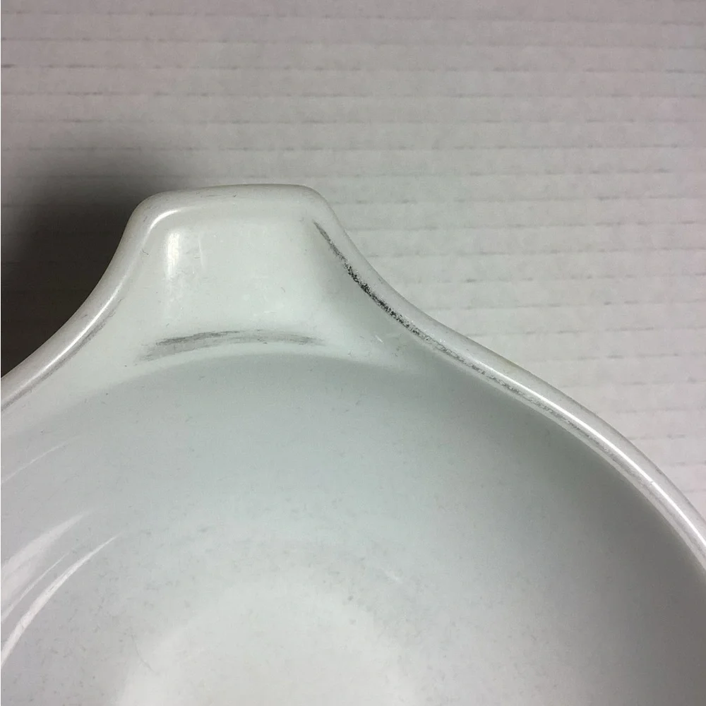 Vintage Mixing Bowl Set with Floral Design - Picture 4 of 16